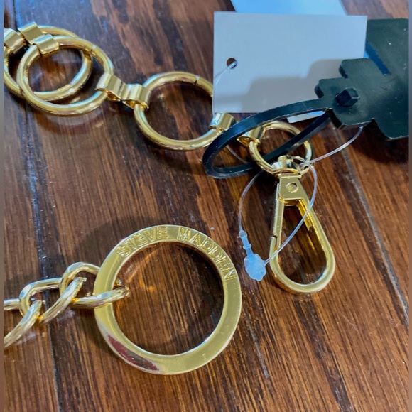 Golden color Belt Chain adjustable from Steve Madden - Picture 5 of 8